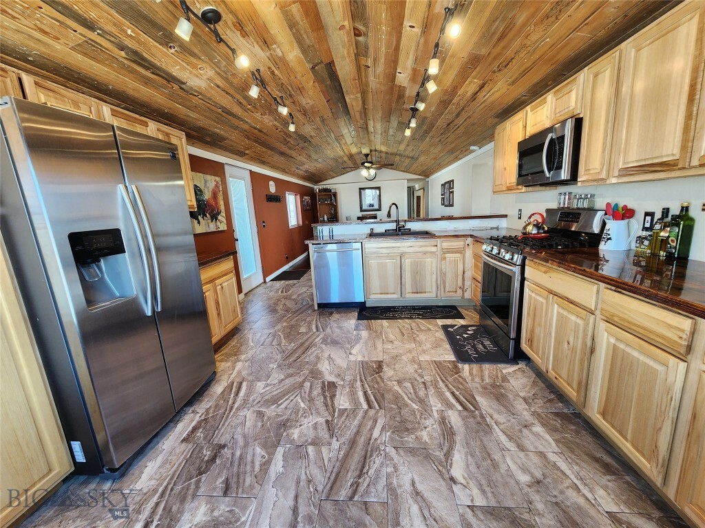 Property Photo: 215 Badger Street MT 59645