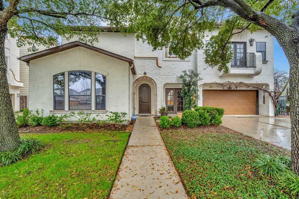 Property Photo: 4702 Ingersoll Street TX 77027