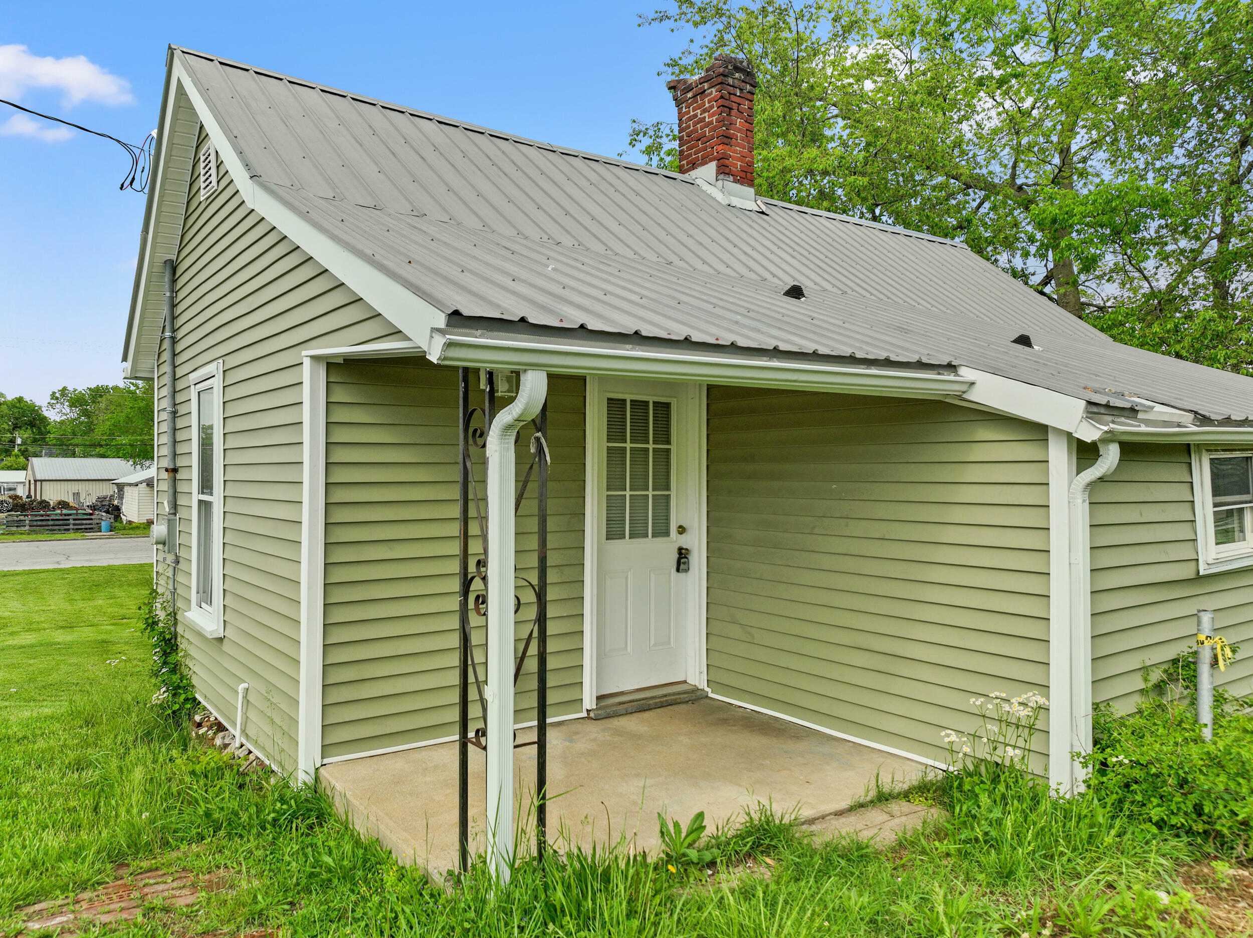 Property Photo: 128 Fort Street KY 40330