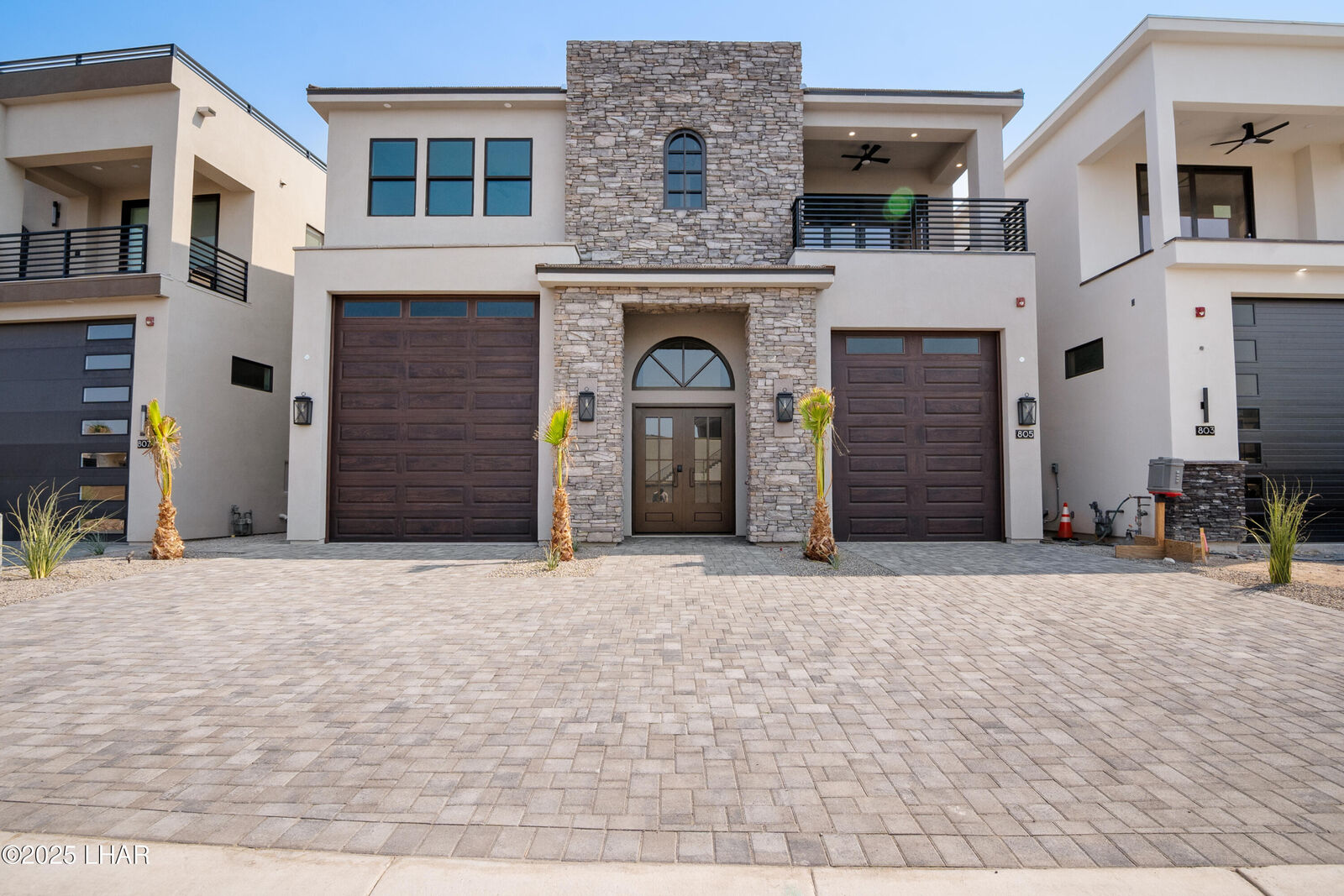 Property Photo:  805 Malibu Dr  AZ 86403 