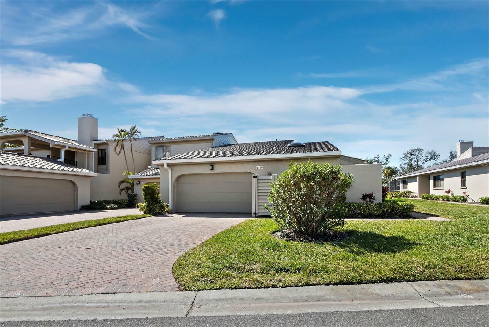 Property Photo:  2129 Harbourside Drive 901  FL 34228 