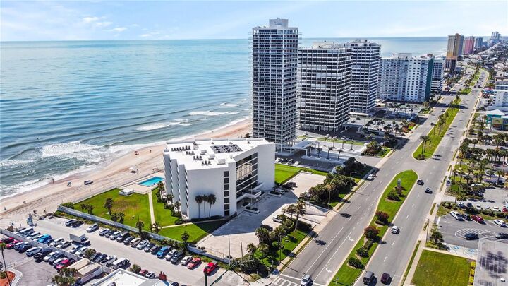 Property Photo: 901 S Atlantic Avenue 5 FL 32176