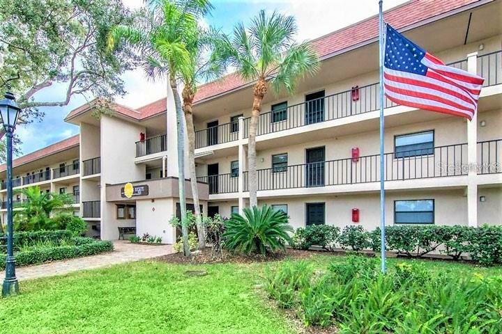 Property Photo:  104 Capri Isles Boulevard 303  FL 34292 