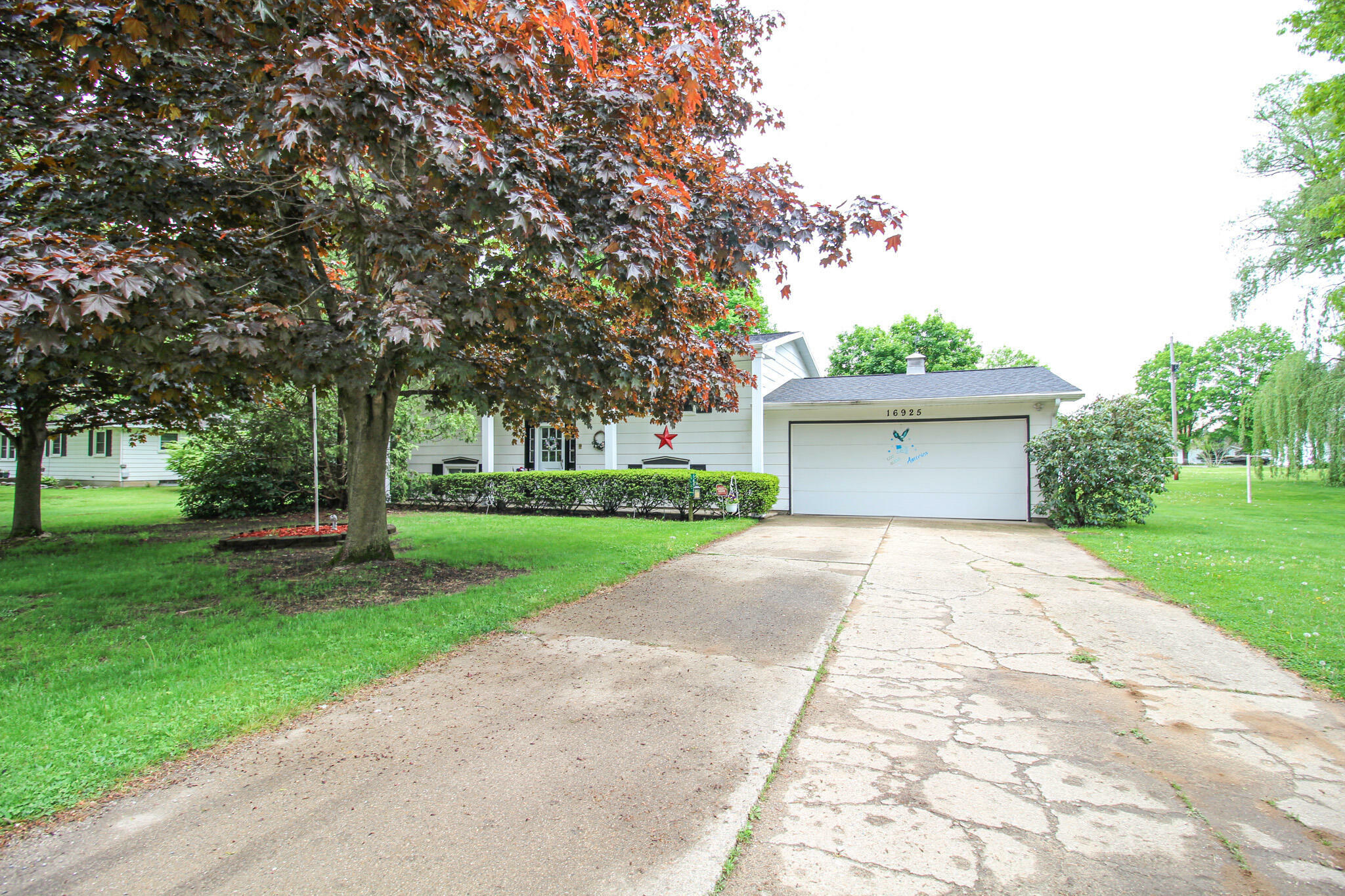 Property Photo: 16925 Lovers Lane MI 49093
