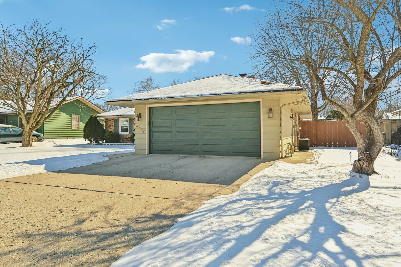 Property Photo:  2250 Mayflower Drive  IL 60506 