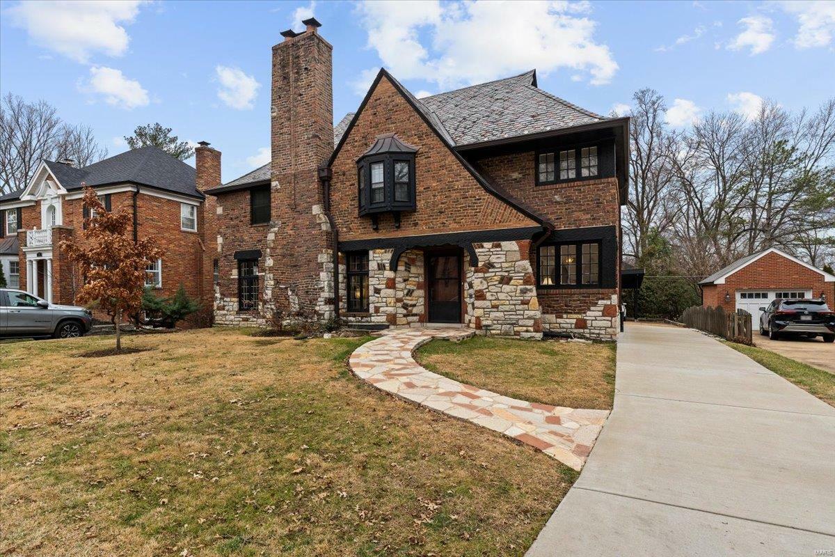 Property Photo: 7744 Davis Drive MO 63105