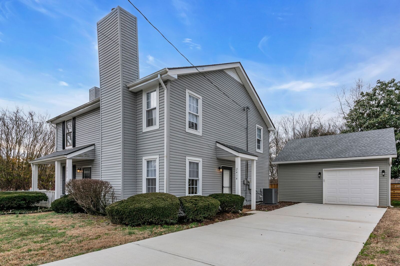 Property Photo: 2414 Fairbrook Dr TN 37214