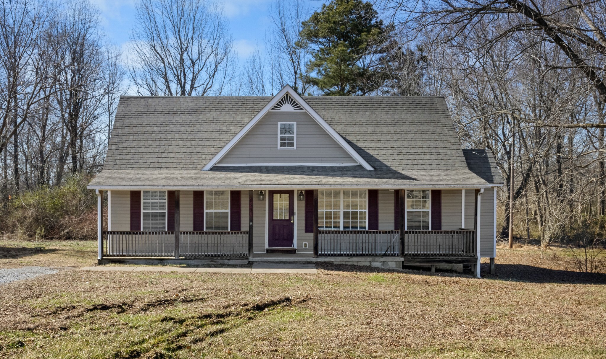 Property Photo: 2550 Lylewood Rd TN 37191