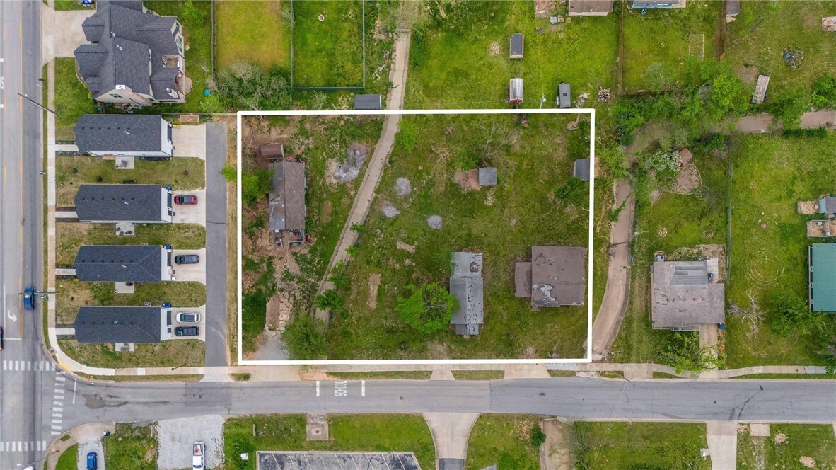 Property Photo: 709, 715 & 719 N 6th Street AR 72756