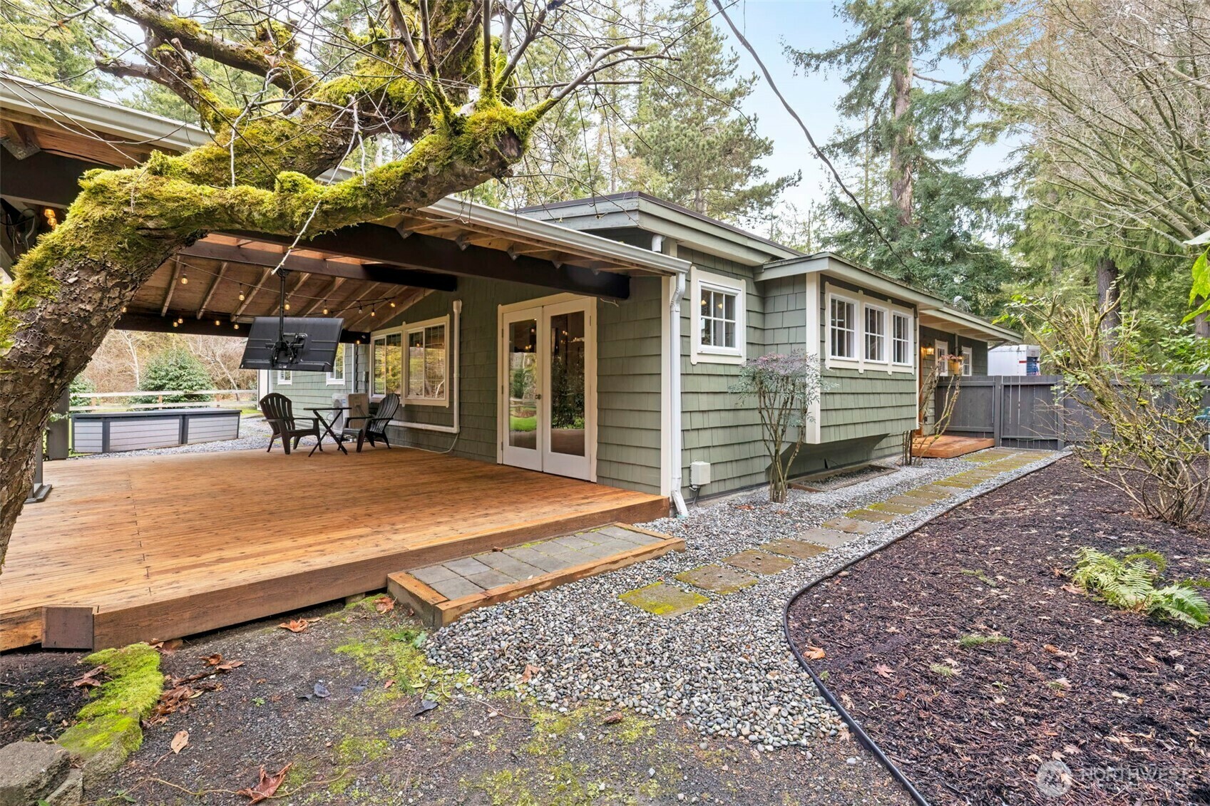 Property Photo:  9681  Battle Point Drive NE  WA 98110 