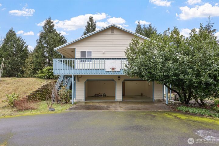 Property Photo:  16621  Deer Ridge Lane SE  WA 98597 