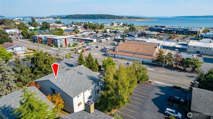 320 SE Barrington Drive A302  Oak Harbor WA 98277 photo