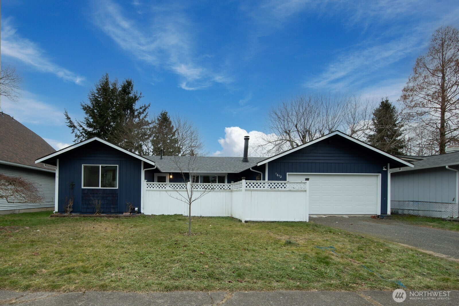 1612  Glenwood Avenue SE  Renton WA 98058 photo