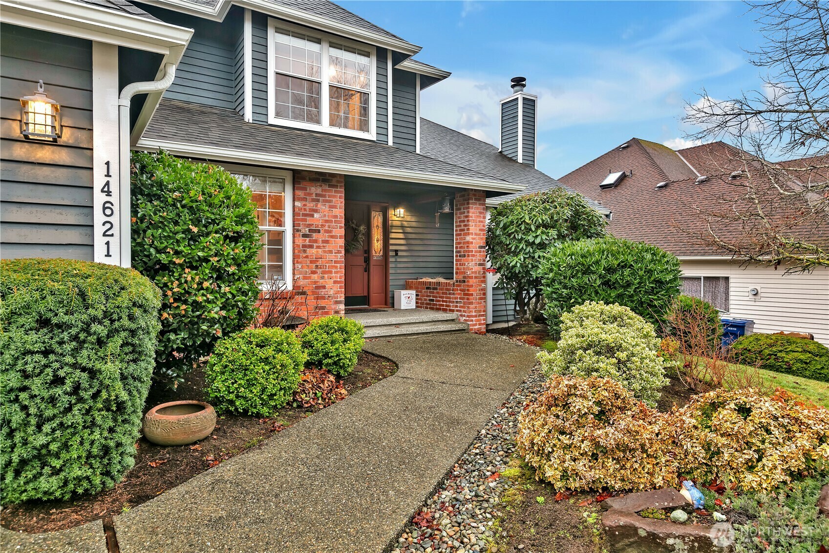 Property Photo: 14621 SE 184th Place WA 98058