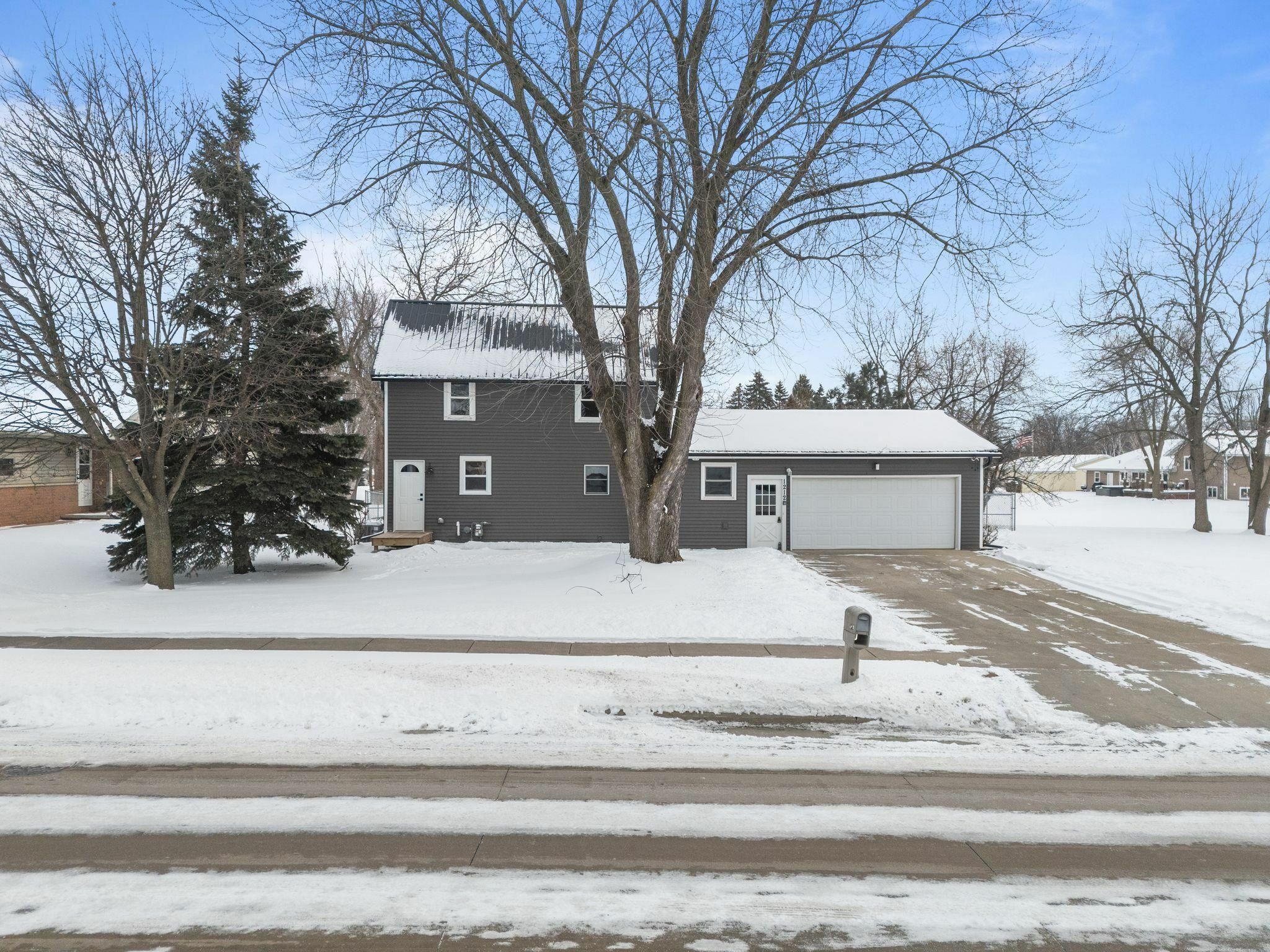 Property Photo:  1212 Rosehill Road  WI 54130 