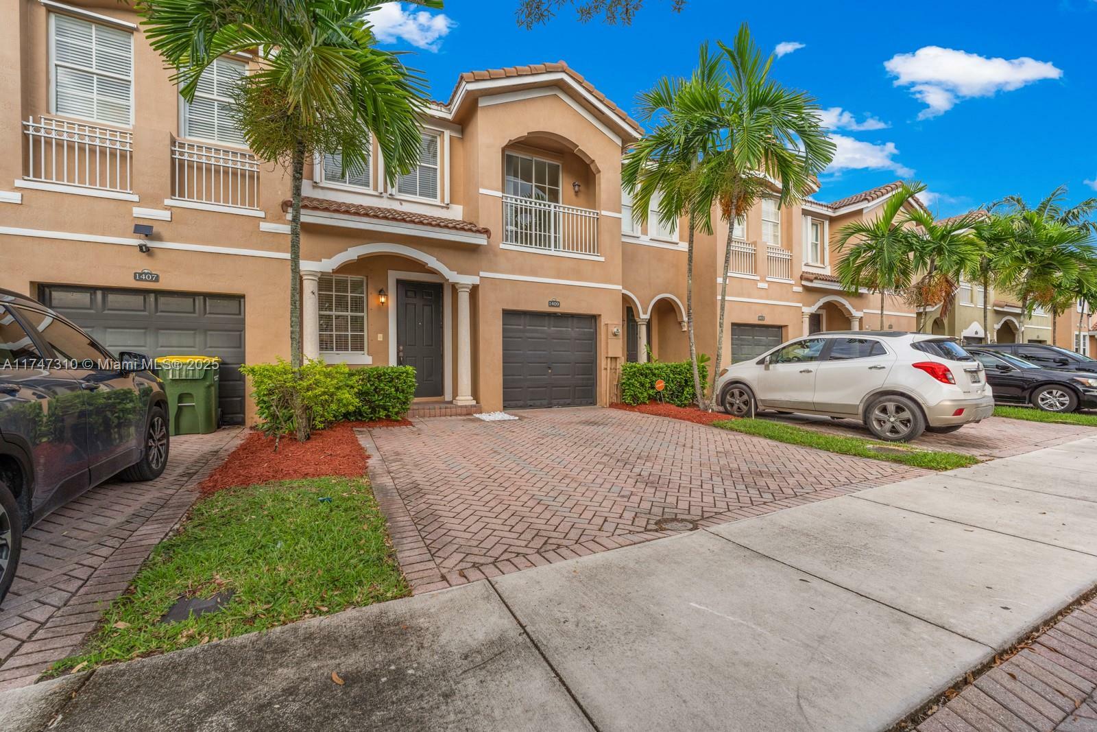 Property Photo:  1409 SE 26th Ave  FL 33035 