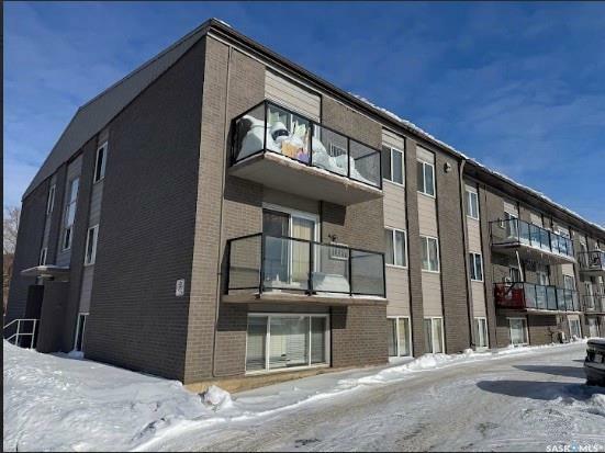 Property Photo: 2 Summers Place 3 SK S7H 3W4