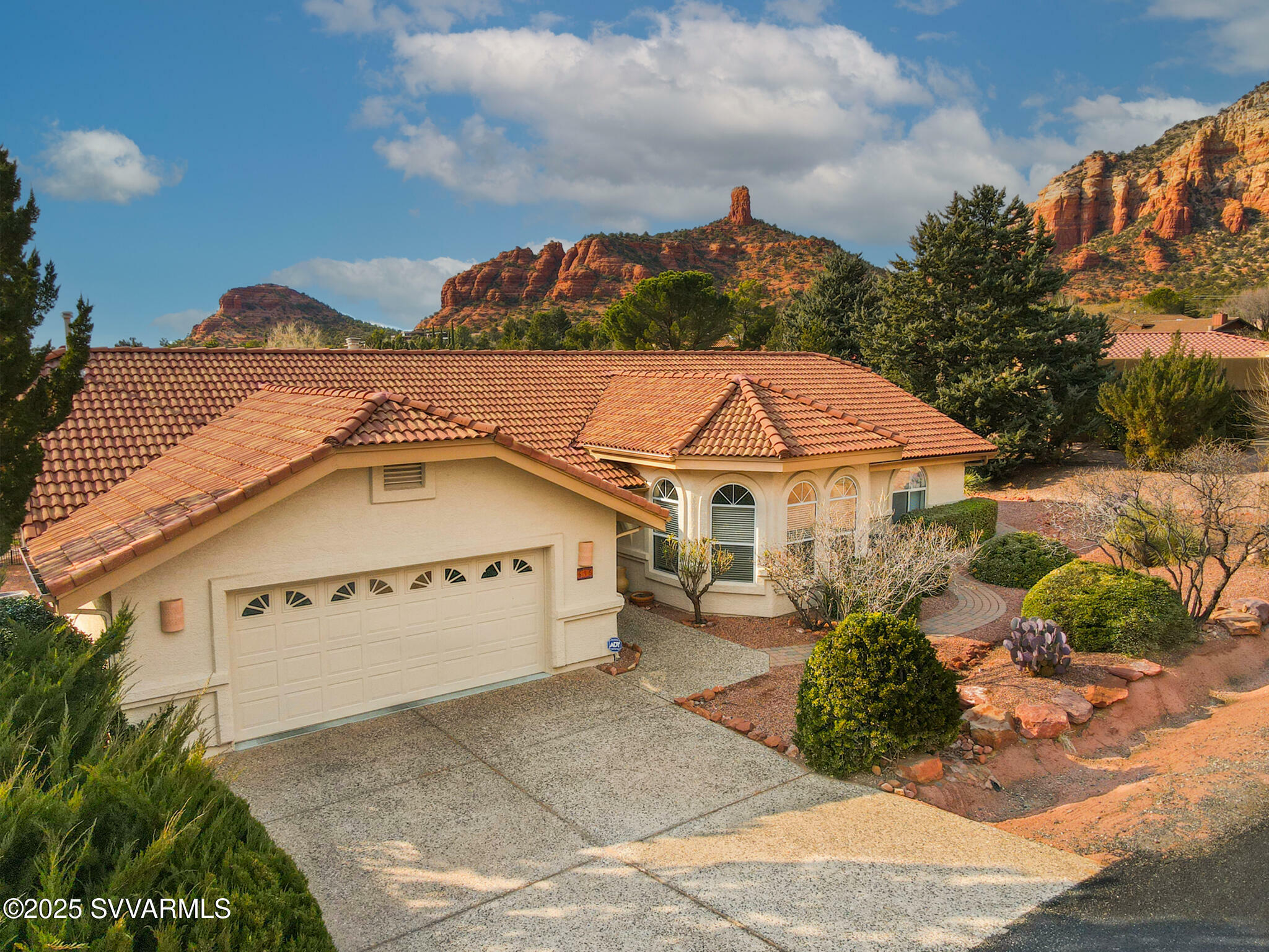 695 Rodeo Rd  Sedona AZ 86336 photo