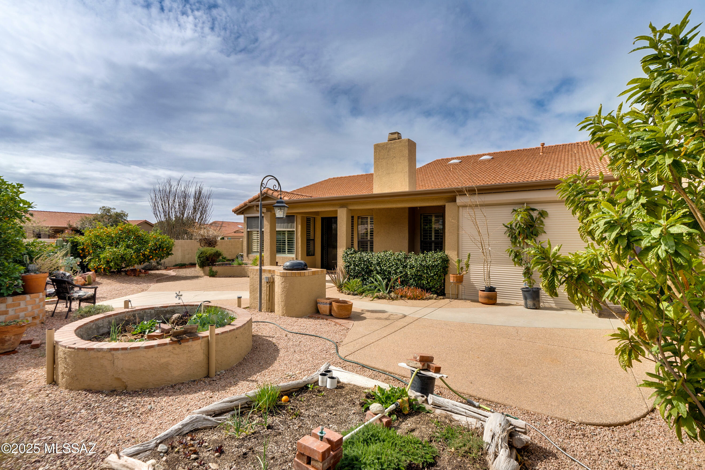 Property Photo:  38395 S Rolling Hills Drive  AZ 85739 