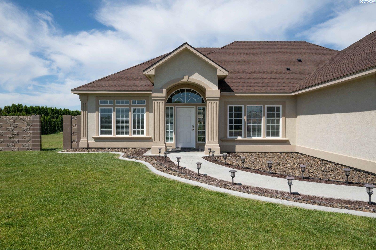 6119 W Court St  Pasco WA 99301 photo