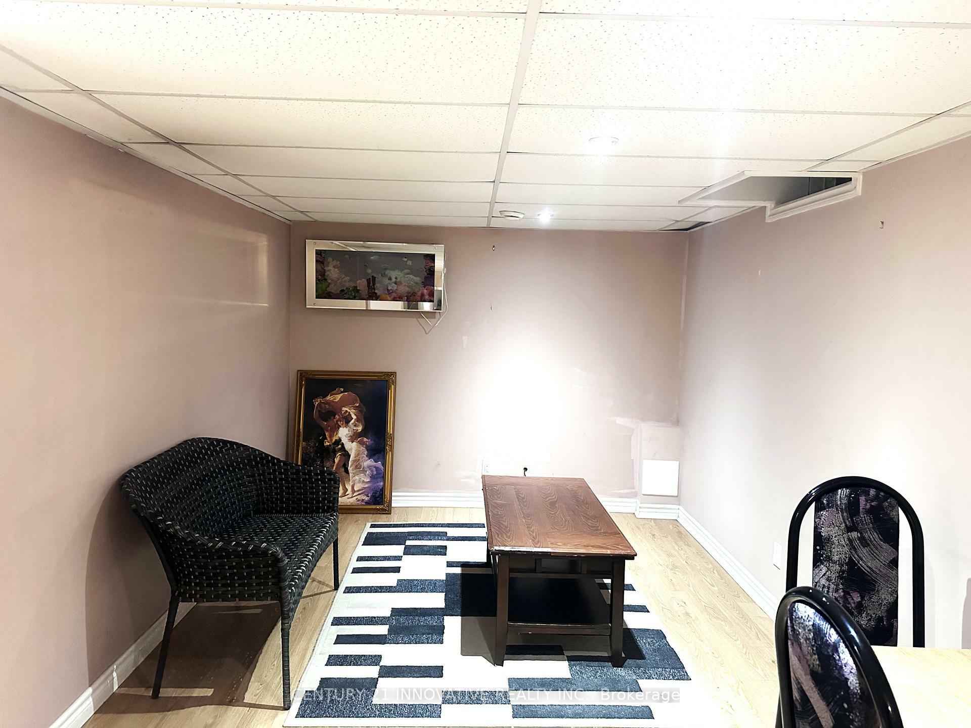 Property Photo: 23 Neeley Rd Bsmt ON L6E 0B1