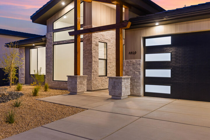 Property Photo: 4810 W 1930 S UT 84737