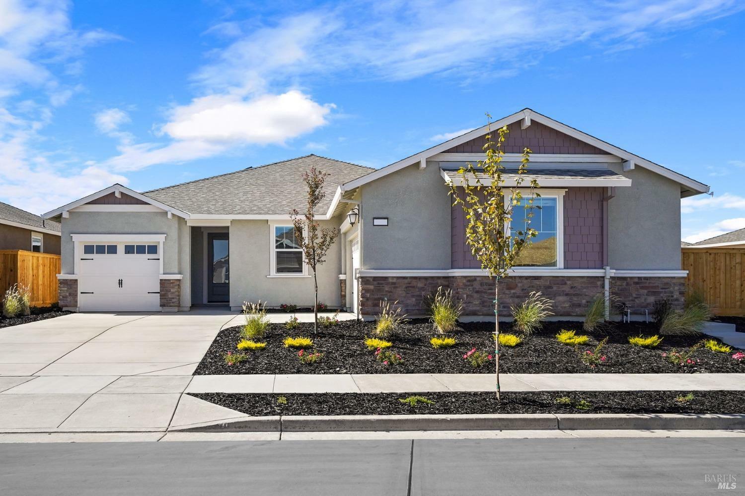 Property Photo: 2104 Rustic Oak Lane CA 94571