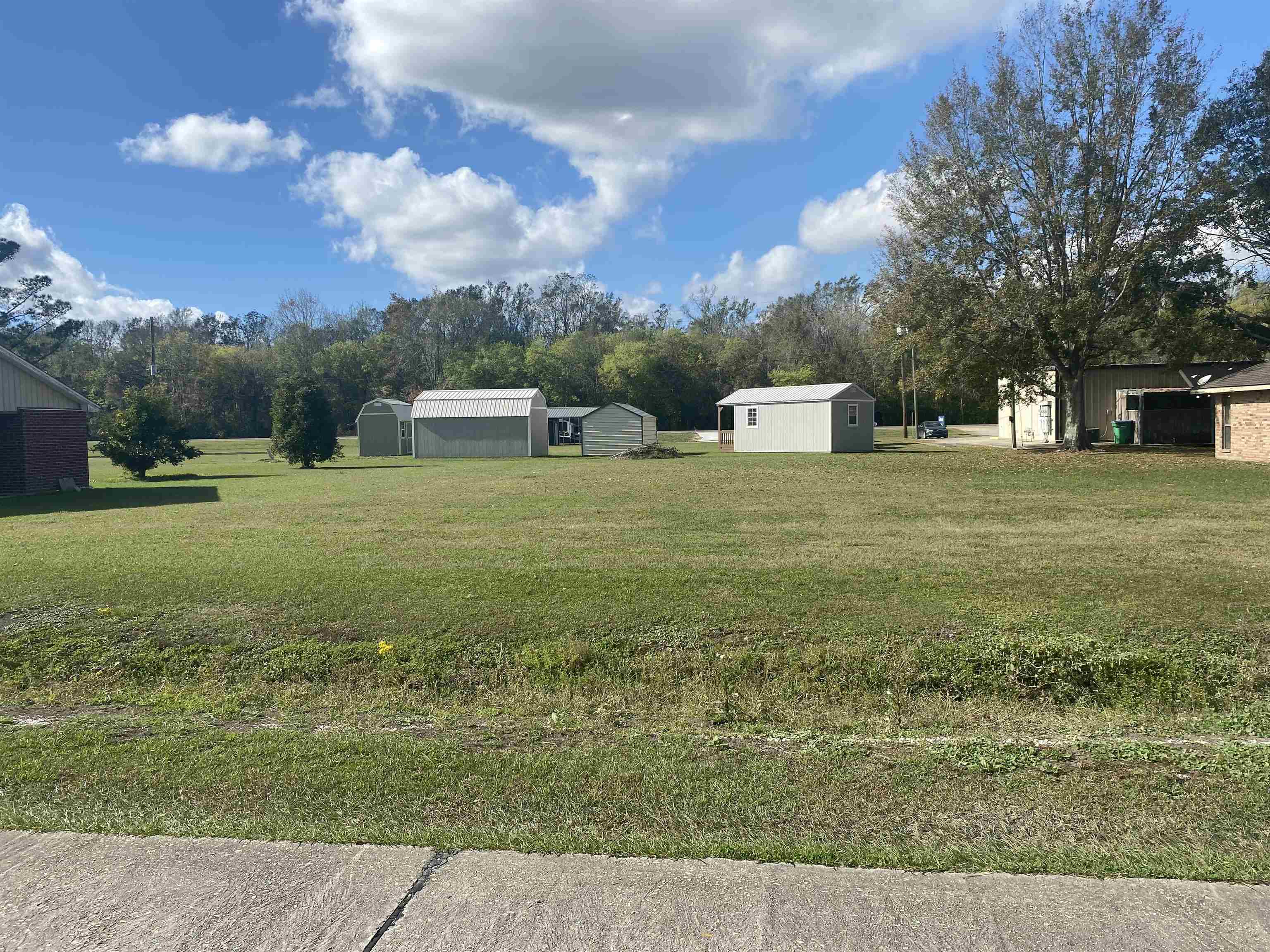 Property Photo: Lot 4 Paula Dr LA 70393