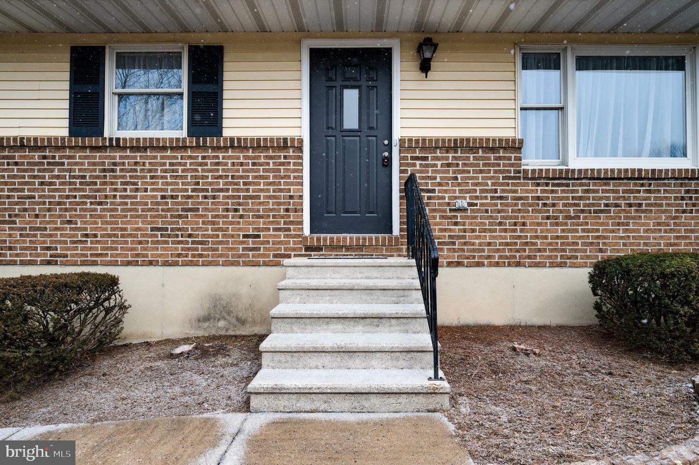 Property Photo:  1015 Seifrit Lane  PA 19506 