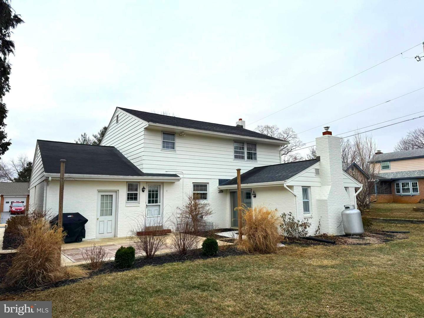 Property Photo:  505 Friendship Avenue  PA 17601 