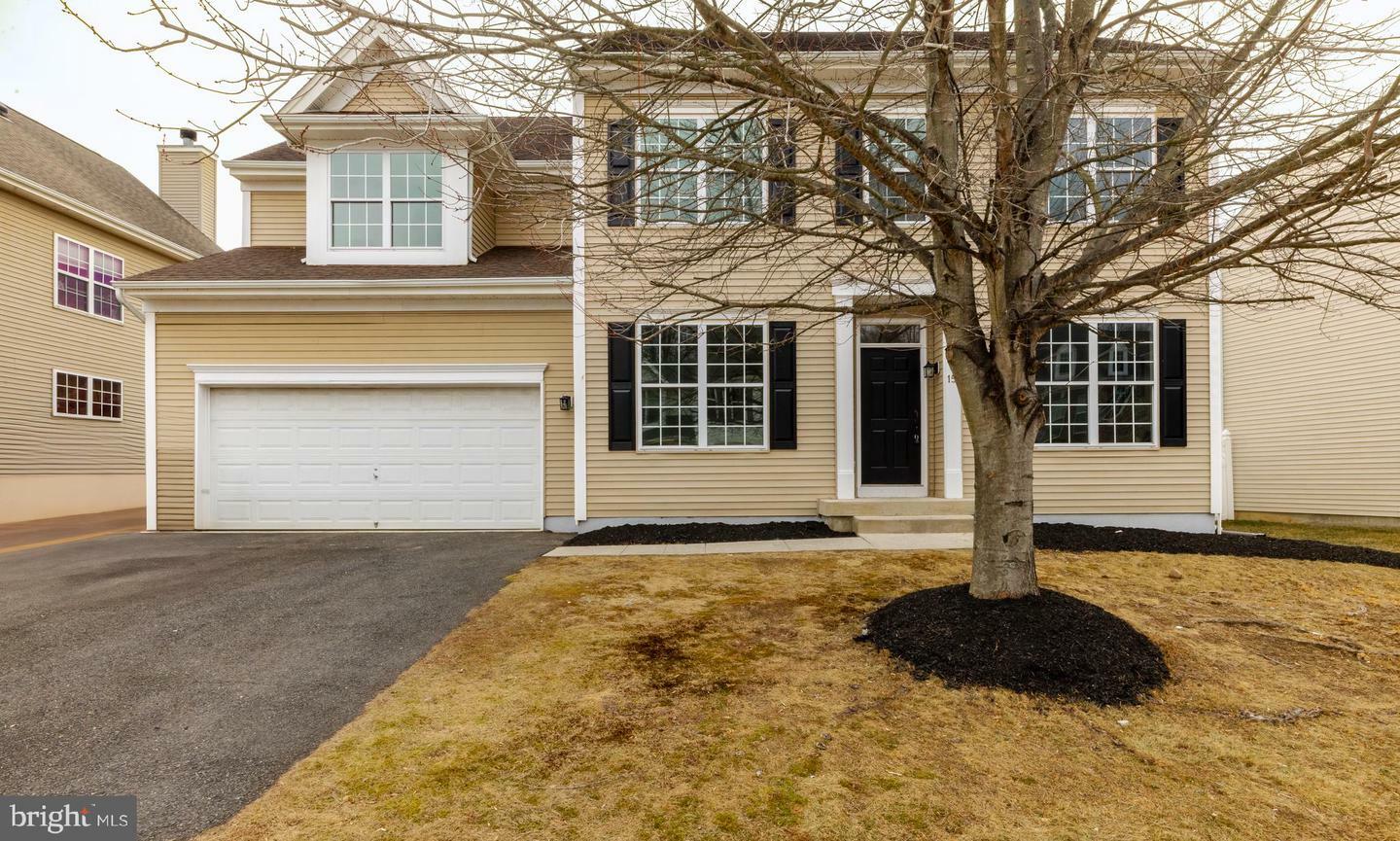 Property Photo:  15 Sagamore Lane  NJ 08505 