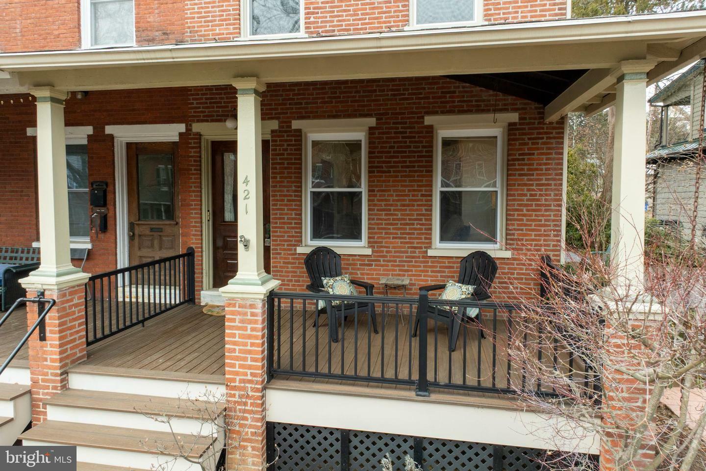 Property Photo:  421 Dean Street  PA 19382 