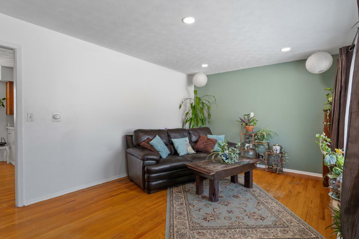 Property Photo:  108 W Thurman St  MO 65202 