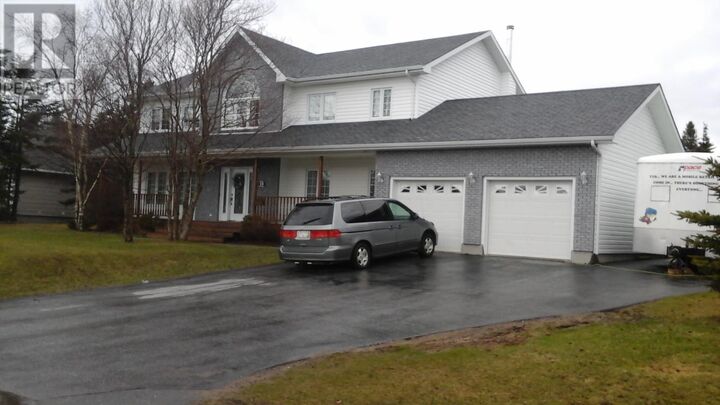 19 Hawthorn Avenue — photo 1