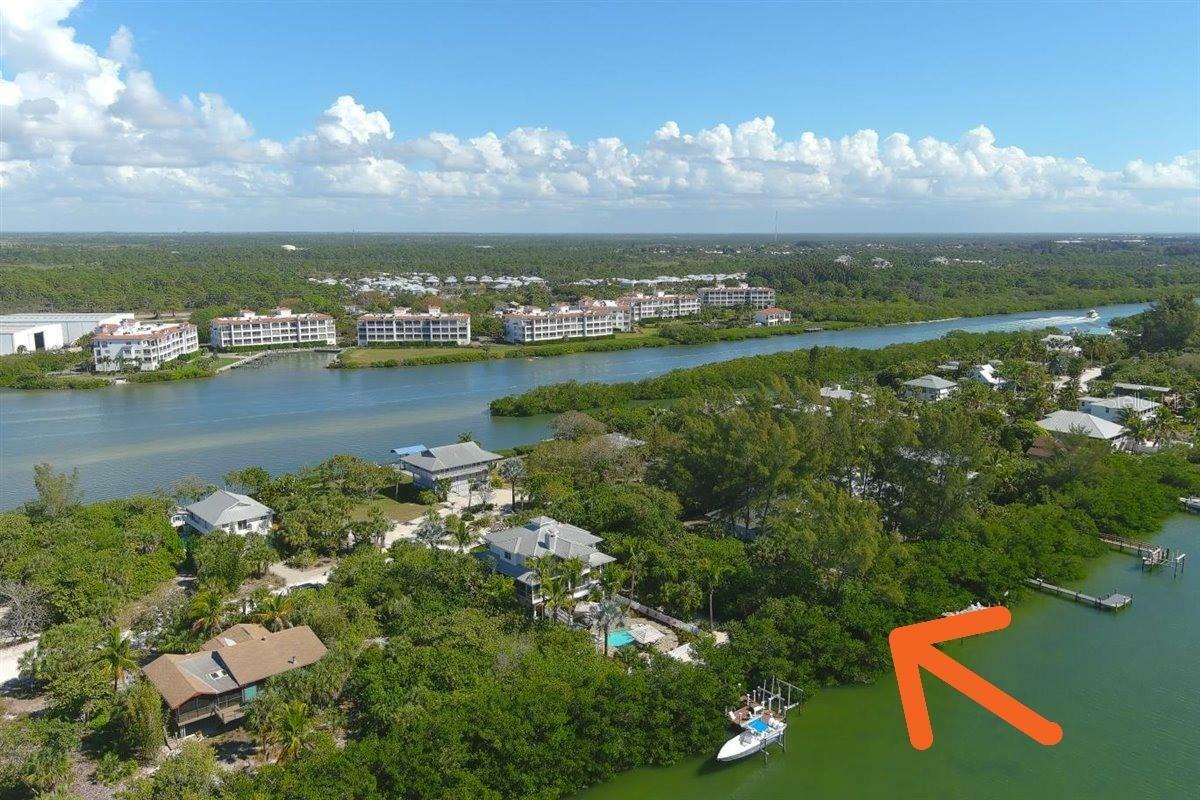 Property Photo: 171 Kettle Harbor Drive FL 33946
