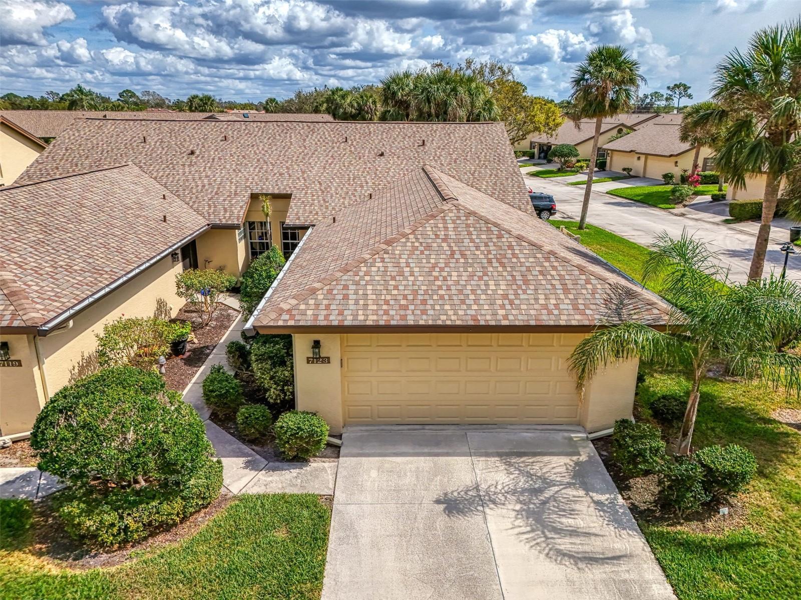 Property Photo: 7123 Heron Drive FL 34243