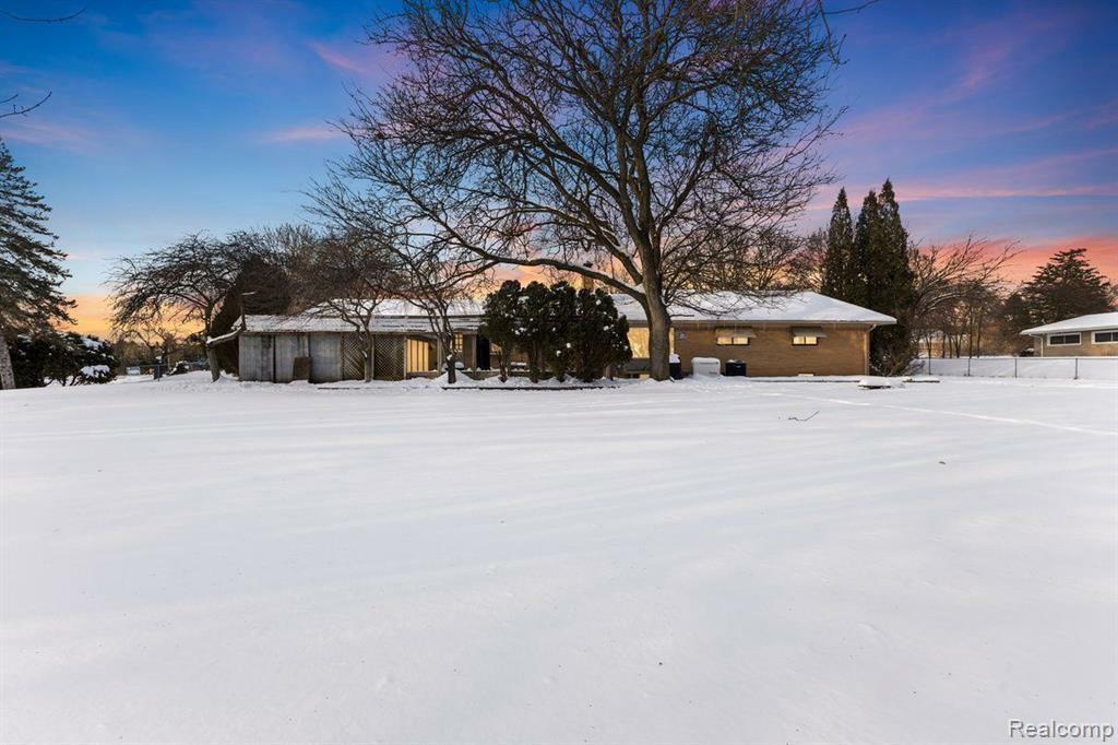 Property Photo:  68864 Wingate Drive  MI 48095 1261 