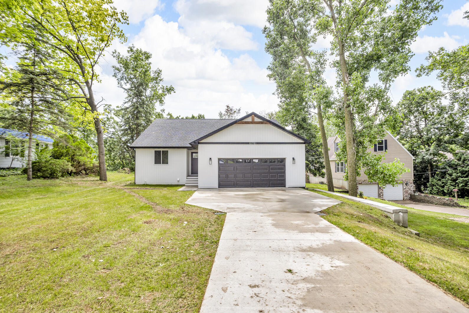 Property Photo: 10781 Woodbrook Drive MI 49233