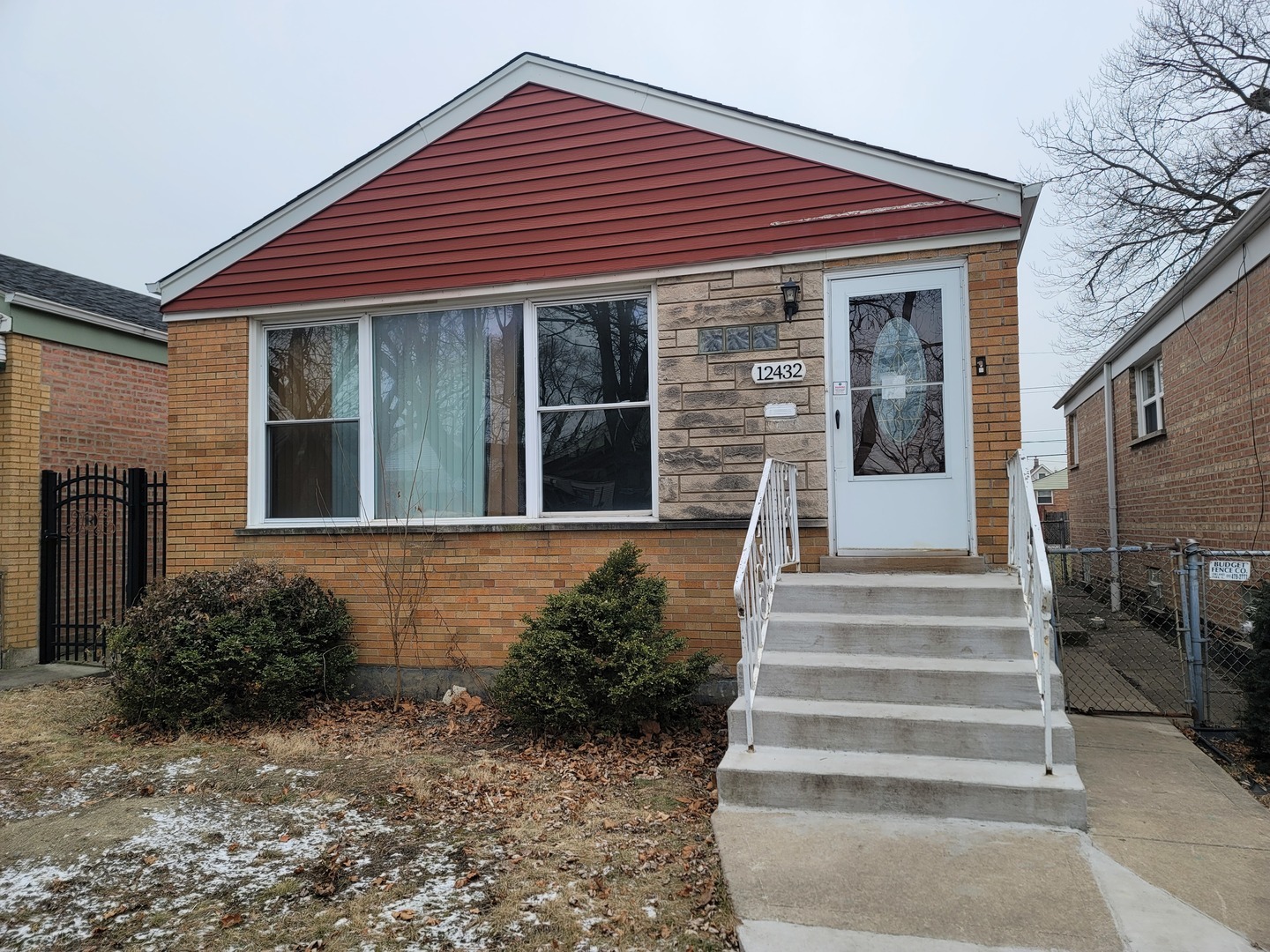 Property Photo:  12432 S Honore Street  IL 60827 