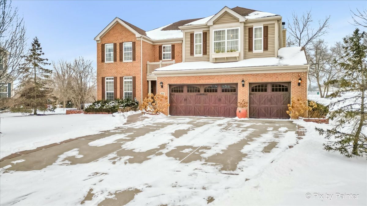 Property Photo:  314 English Oak Lane  IL 60107 