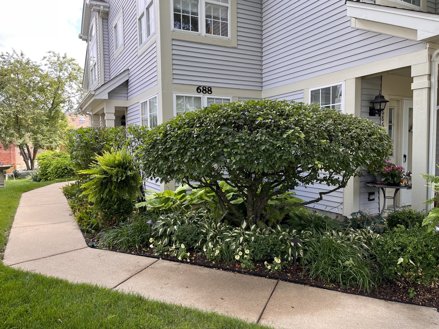 Property Photo:  688 Mulberry Drive  IL 60070 