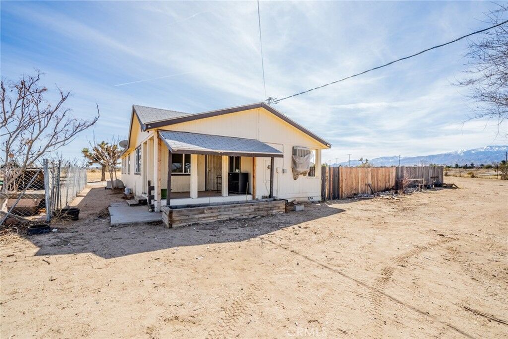 Property Photo:  11075 Manada Road  CA 92371 