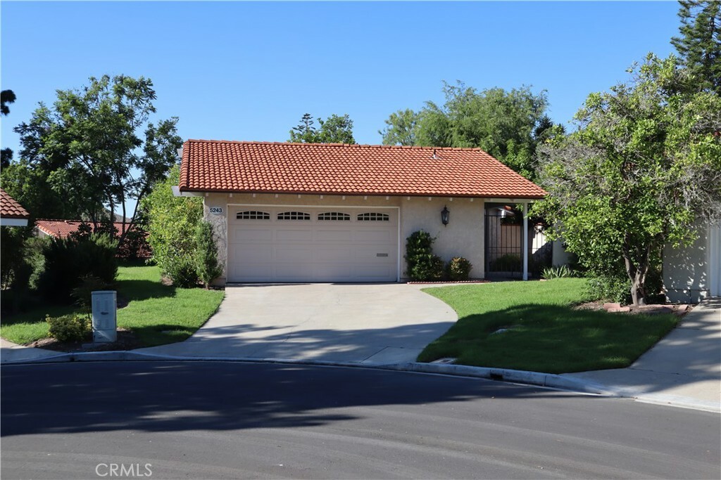 5243 Duenas  Laguna Woods CA 92637 photo