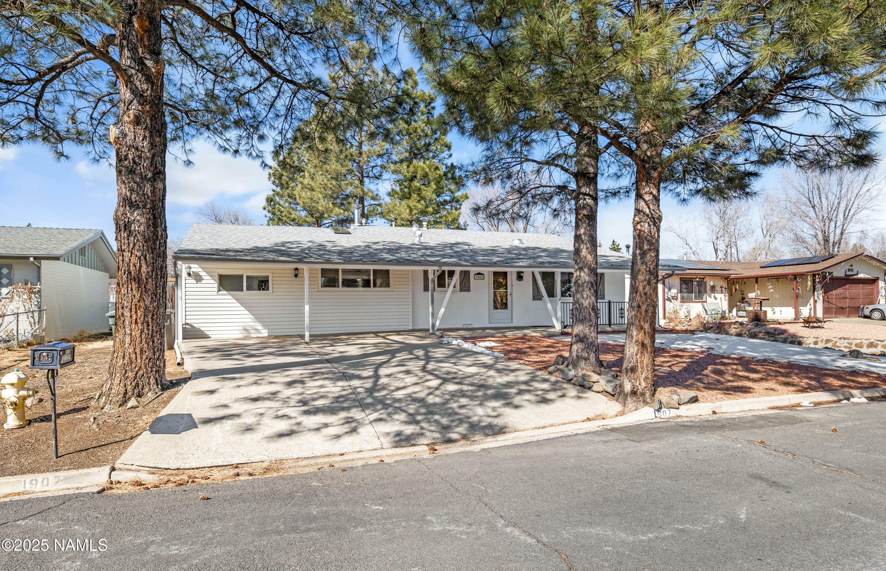 1907 N Meadow Lark Drive  Flagstaff AZ 86001 photo