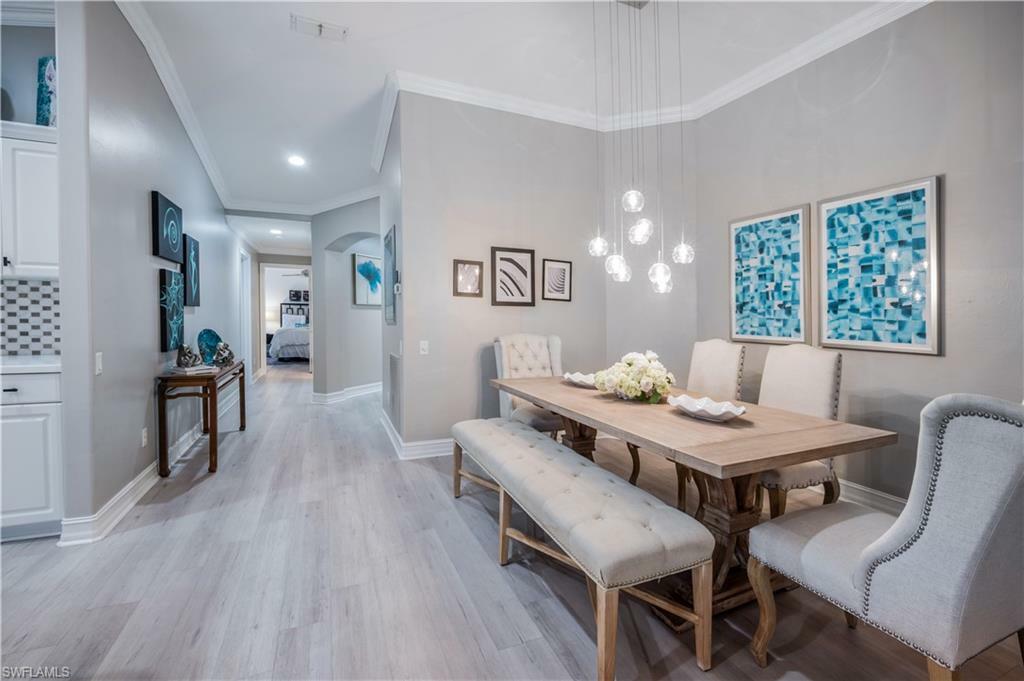Property Photo: 881 Carrick Bend Cir 202 FL 34110