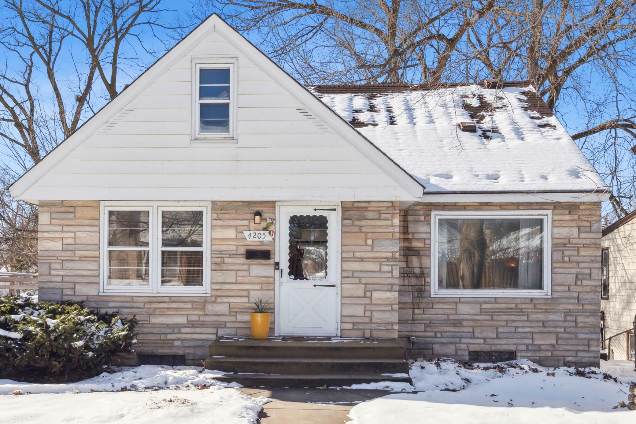 Property Photo:  4205 France Avenue N  MN 55422 