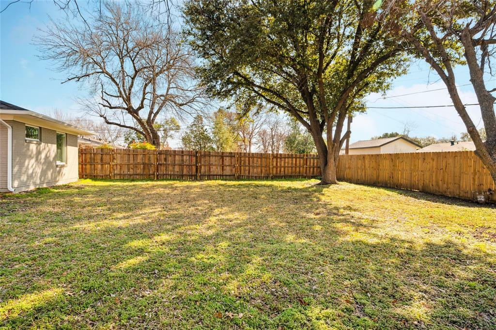 Property Photo:  3126 Colchester Drive  TX 75234 