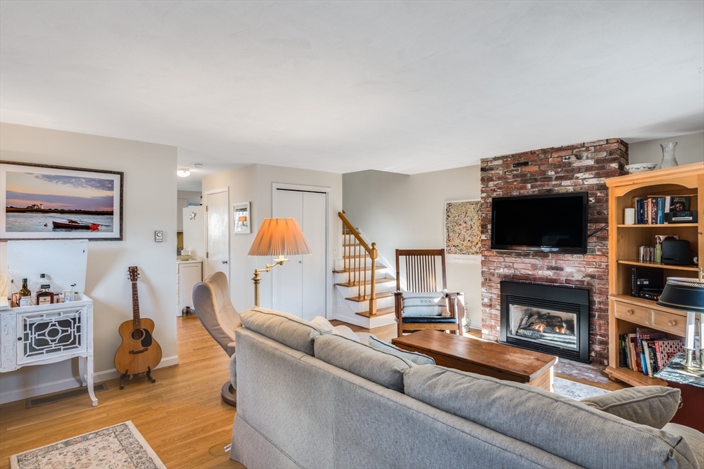 Property Photo:  1 Seastrand Way 8  MA 02669 