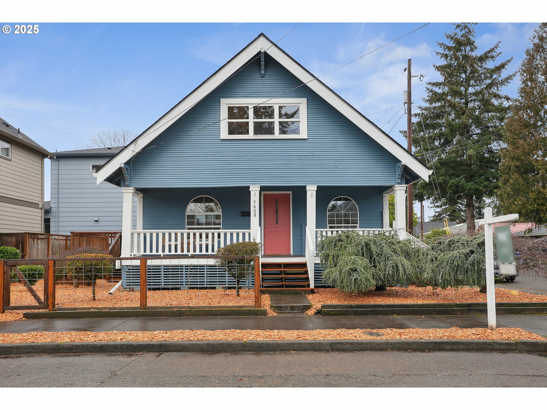 4609 SE 61st Ave  Portland OR 97206 photo