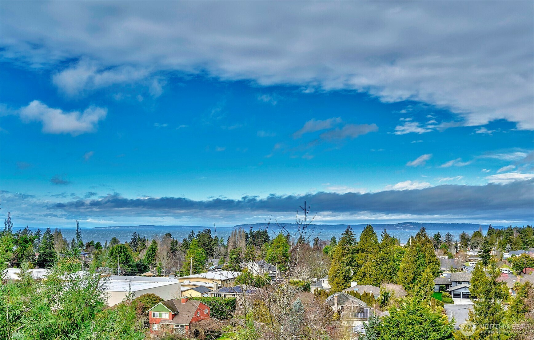 Property Photo:  831  Daley Street  WA 98020 